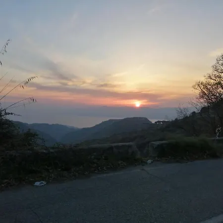 Vicino Gambarie in COLLINA DI REGGIO *